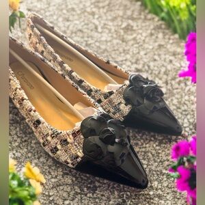 New C. Paravano Flat Pointed Toe Elegant Tweed Shoes for Women Size 6.5 (37)